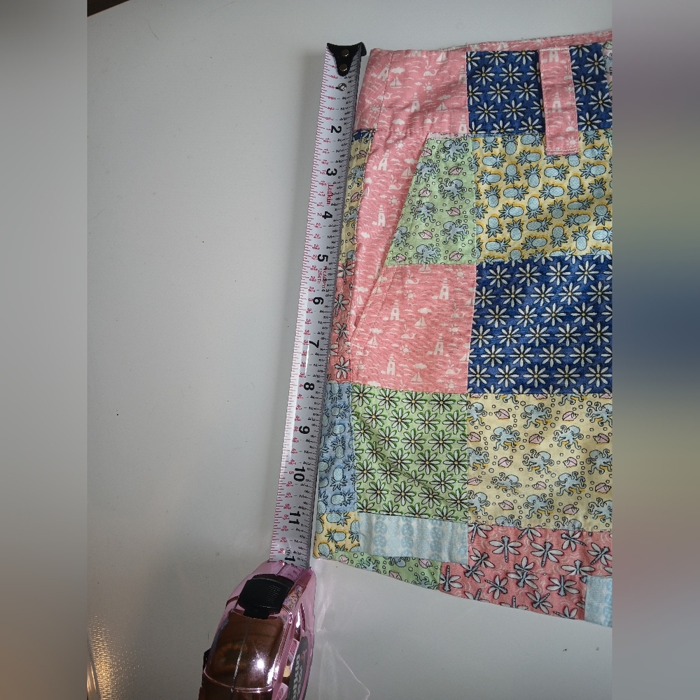 Vineyard Vines Womens Patchwork Quilt Shorts - Size 4 Needs 1 New Clasp - Picture 3 of 6